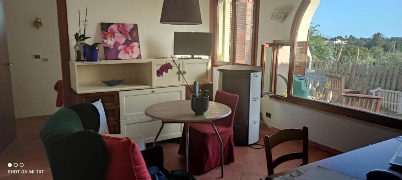 Villa M. Rosso Quartu SantʼElena Dış mekan fotoğraf